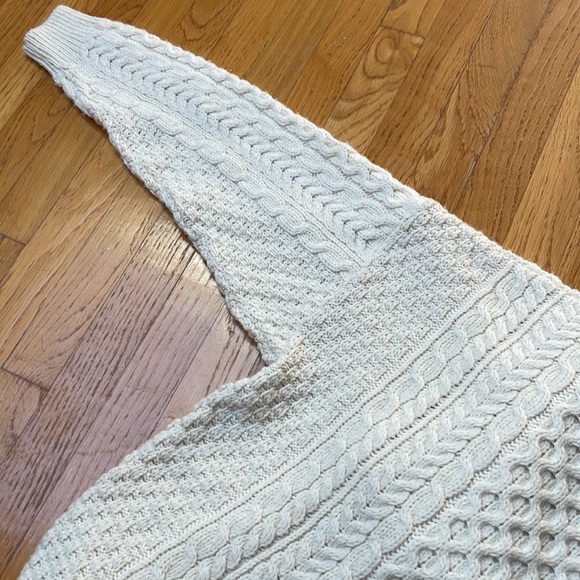 100% Irish Wool Sweater - Picture 6 of 7